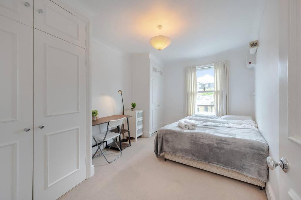דירות לונדון Cosy 2 Bed In Kensington Olympia מראה חיצוני תמונה
