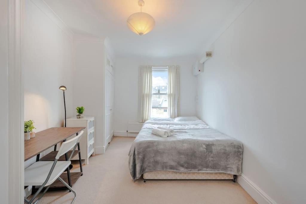 דירות לונדון Cosy 2 Bed In Kensington Olympia מראה חיצוני תמונה